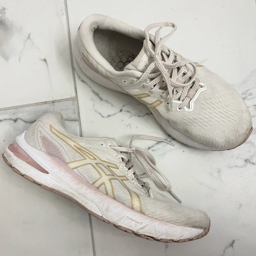 ASICS GT-2000 10 Running Shoes Womens 8